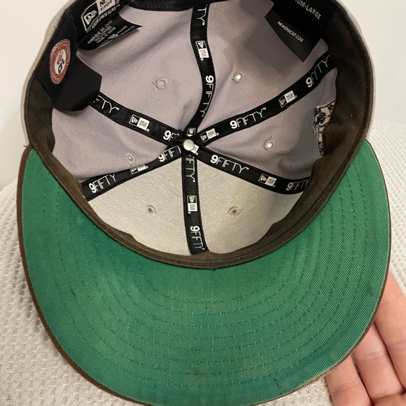 9FIFTY Retro Style BC Lions CFL Flat Brim New Era Adjustable SnapBack Hat M/L - Picture 9 of 9